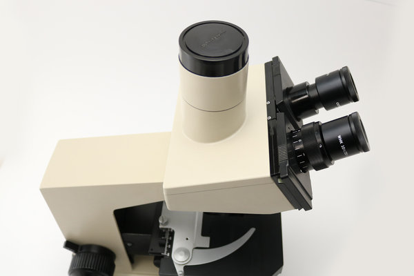 Olympus BH-2 Mikroskop mit Phasenkontrast