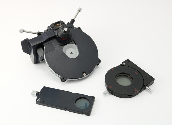 Leitz/Leica Mikroskop DMRB mit DIC- und Hellfeldausstattung, PL FLUOTAR Objektive